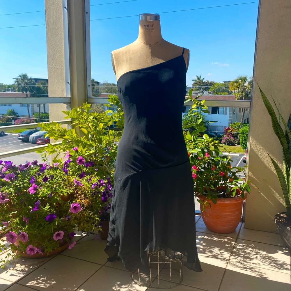 90s black dress